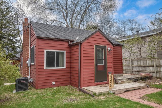 336 32nd Avenue N, Saint Cloud, MN 56303