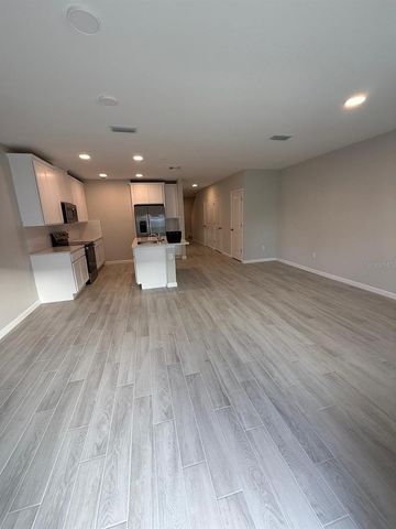 14910 HARVEST STREET, Orlando, FL 32824