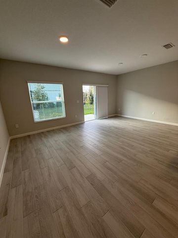 14910 HARVEST STREET, Orlando, FL 32824