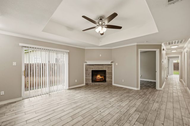 521-525 Gilcrease Street, Van Alstyne, TX 75495