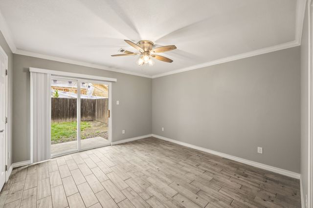 521-525 Gilcrease Street, Van Alstyne, TX 75495