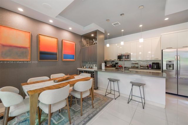 3318 Day Ave 7, Miami, FL 33133