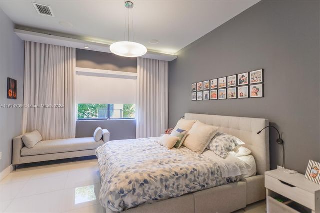 3318 Day Ave 7, Miami, FL 33133