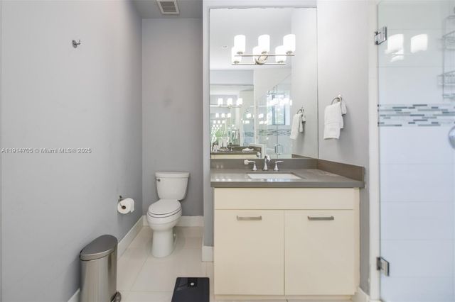 3318 Day Ave 7, Miami, FL 33133