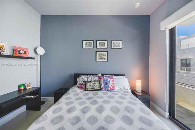 3318 Day Ave 7, Miami, FL 33133