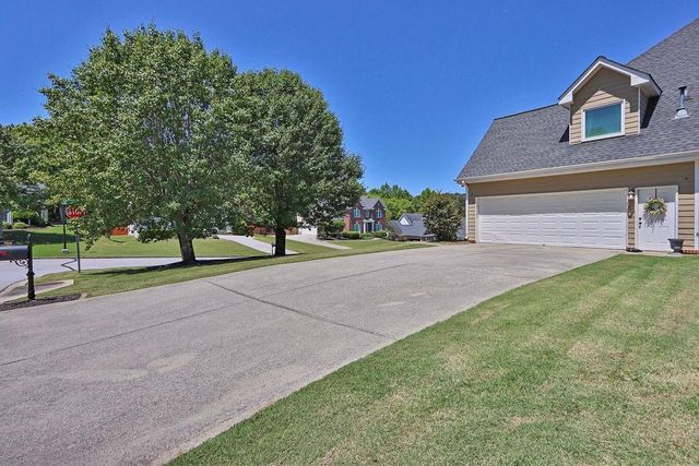 704 Highland Ridge Pointe, Lawrenceville, GA 30045