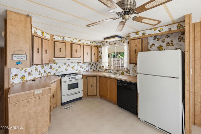 10727 W SACK Drive, Peoria, AZ 85373