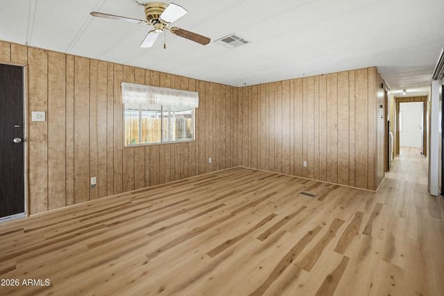 10727 W SACK Drive, Peoria, AZ 85373