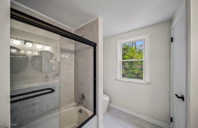 1066 Eastlawn Drive, Highland Heights, OH 44143