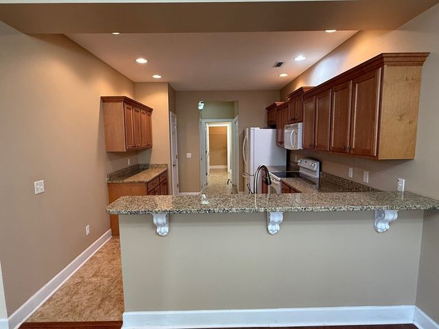 317-4 Hidden Creek, Dothan, AL 36301