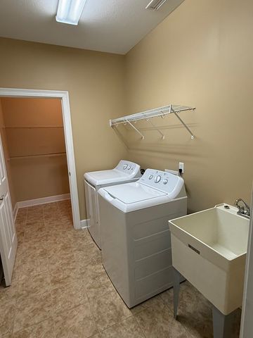 317-4 Hidden Creek, Dothan, AL 36301