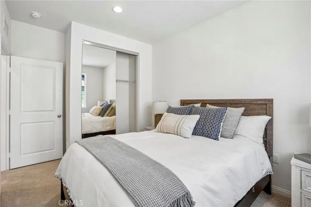 5876 Linden Ave Avenue 9, Long Beach, CA 90805