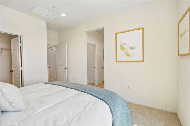 5876 Linden Ave Avenue 9, Long Beach, CA 90805