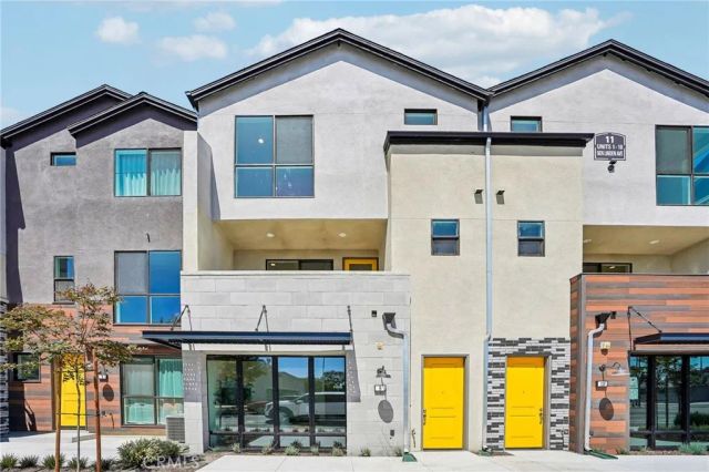 5876 Linden Ave Avenue 9, Long Beach, CA 90805