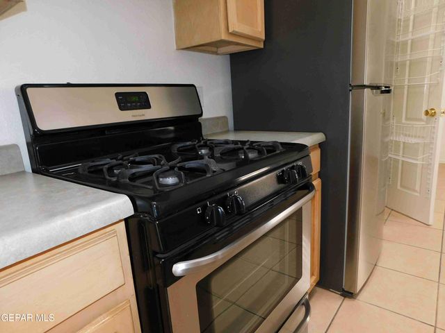 8695 PILGRIMAGE Circle, El Paso, TX 79912