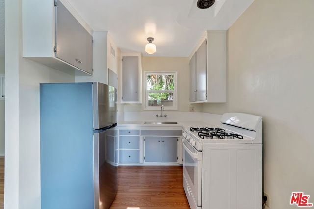 3502 La Clede Avenue, Los Angeles, CA 90039