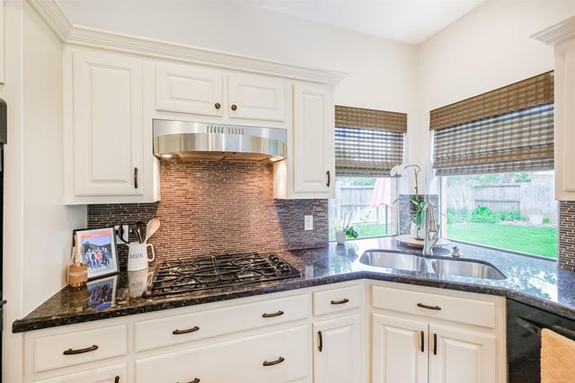 2811 Winter Lakes, Missouri City, TX 77459