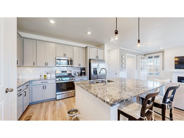 17928 Galapagos St, Broomfield, CO 80023