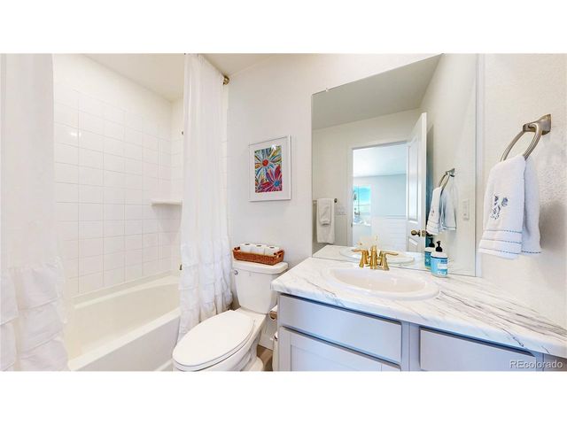 17928 Galapagos St, Broomfield, CO 80023