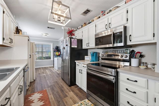 207 Gayle Circle, Bells, TX 75414