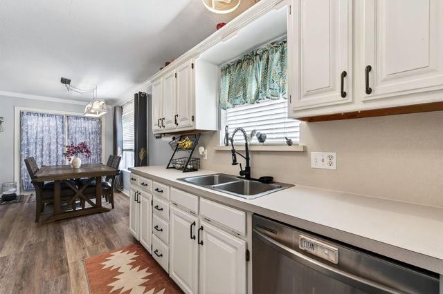 207 Gayle Circle, Bells, TX 75414