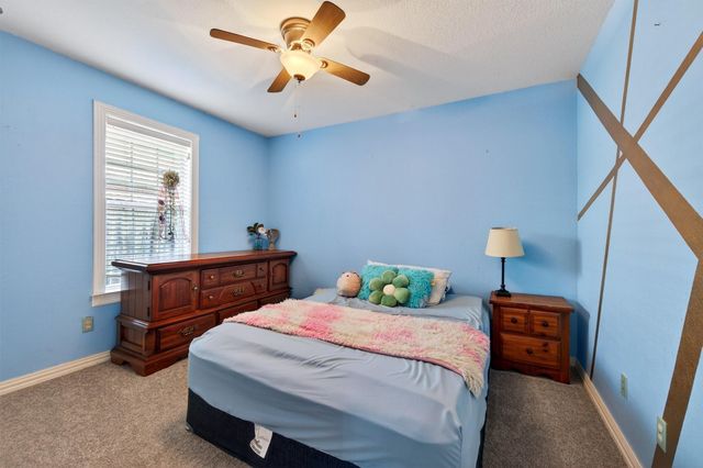 207 Gayle Circle, Bells, TX 75414