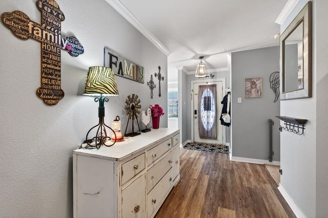 207 Gayle Circle, Bells, TX 75414