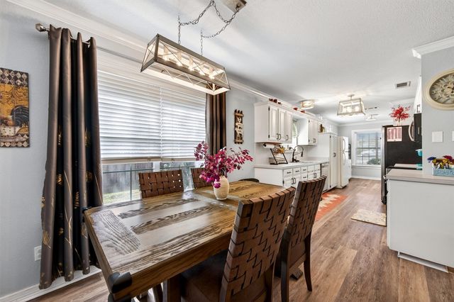 207 Gayle Circle, Bells, TX 75414