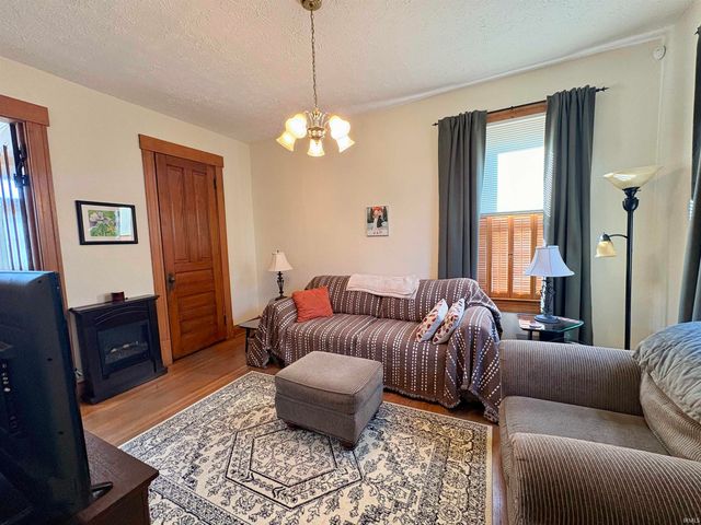 811 S 9th Street, Lafayette, IN 47905