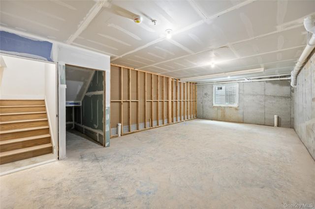 105 N Cole Avenue 202, Spring Valley, NY 10977