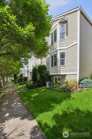 8436 14th Avenue SE, Olympia, WA 98513