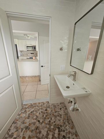 1621 Seaway Drive, Fort Pierce, FL 34949