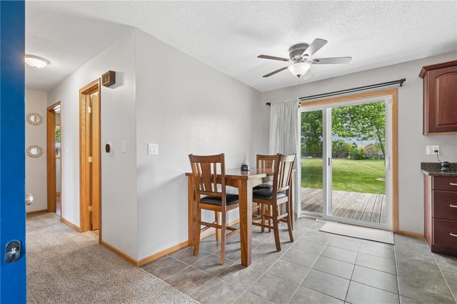 1840 Daleview Dr, Marion, IA 52302