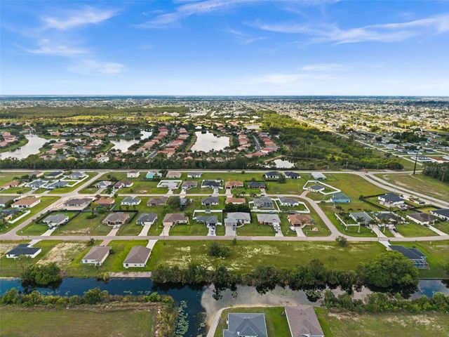 907 NE 32ND TERRACE, Cape Coral, FL 33909