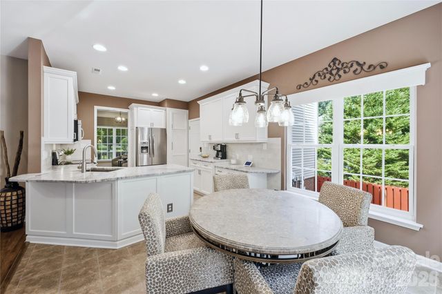 637 Falls Creek Court, Fort Mill, SC 29715
