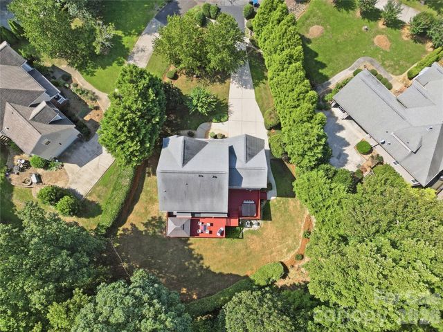 637 Falls Creek Court, Fort Mill, SC 29715