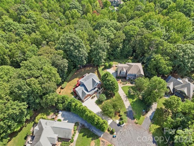 637 Falls Creek Court, Fort Mill, SC 29715