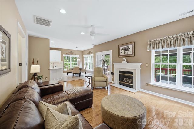 637 Falls Creek Court, Fort Mill, SC 29715