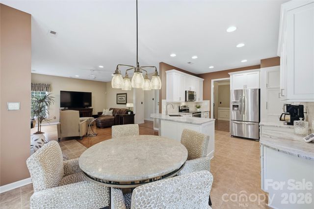 637 Falls Creek Court, Fort Mill, SC 29715
