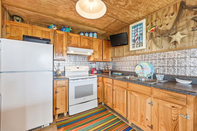 3203 Duffy St., North Myrtle Beach, SC 29582