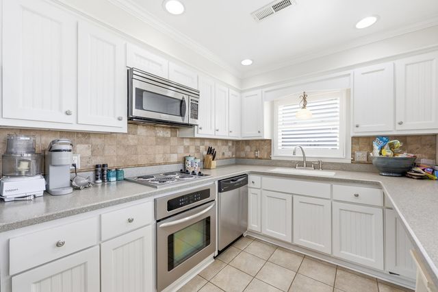 3203 Duffy St., North Myrtle Beach, SC 29582