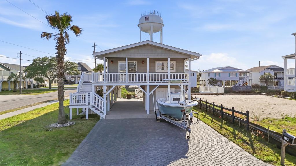3203 Duffy St., North Myrtle Beach, SC 29582