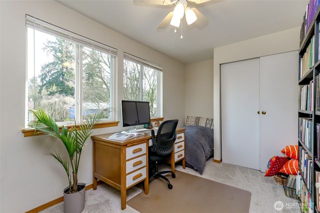 31233 47th Place SW, Federal Way, WA 98023