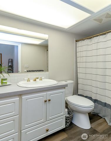 31233 47th Place SW, Federal Way, WA 98023