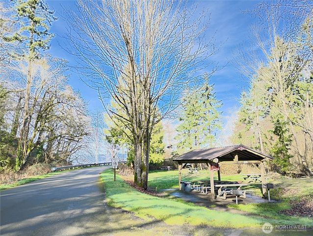 31233 47th Place SW, Federal Way, WA 98023