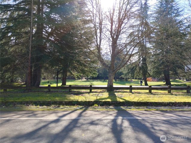 31233 47th Place SW, Federal Way, WA 98023