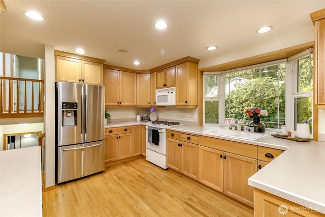 31233 47th Place SW, Federal Way, WA 98023