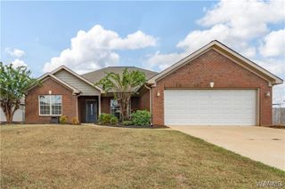 16384 Cherokee Bend, Moundville, AL 35474