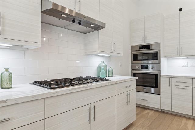 3407 Robin Rose Lane, Houston, TX 77080