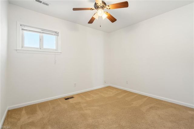 1324 River Oaks DR, Norfolk, VA 23502